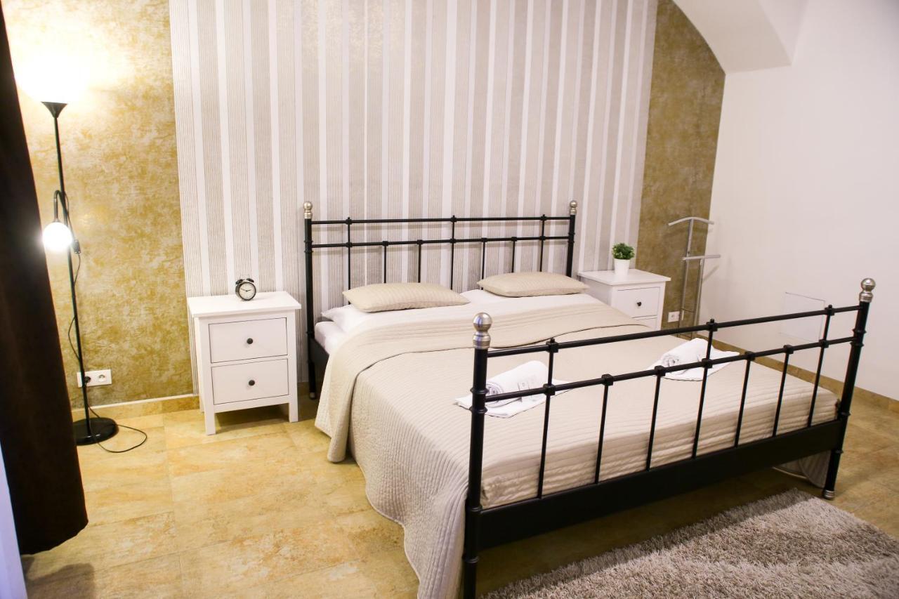 Stefania Apartment Centre Prague Luaran gambar